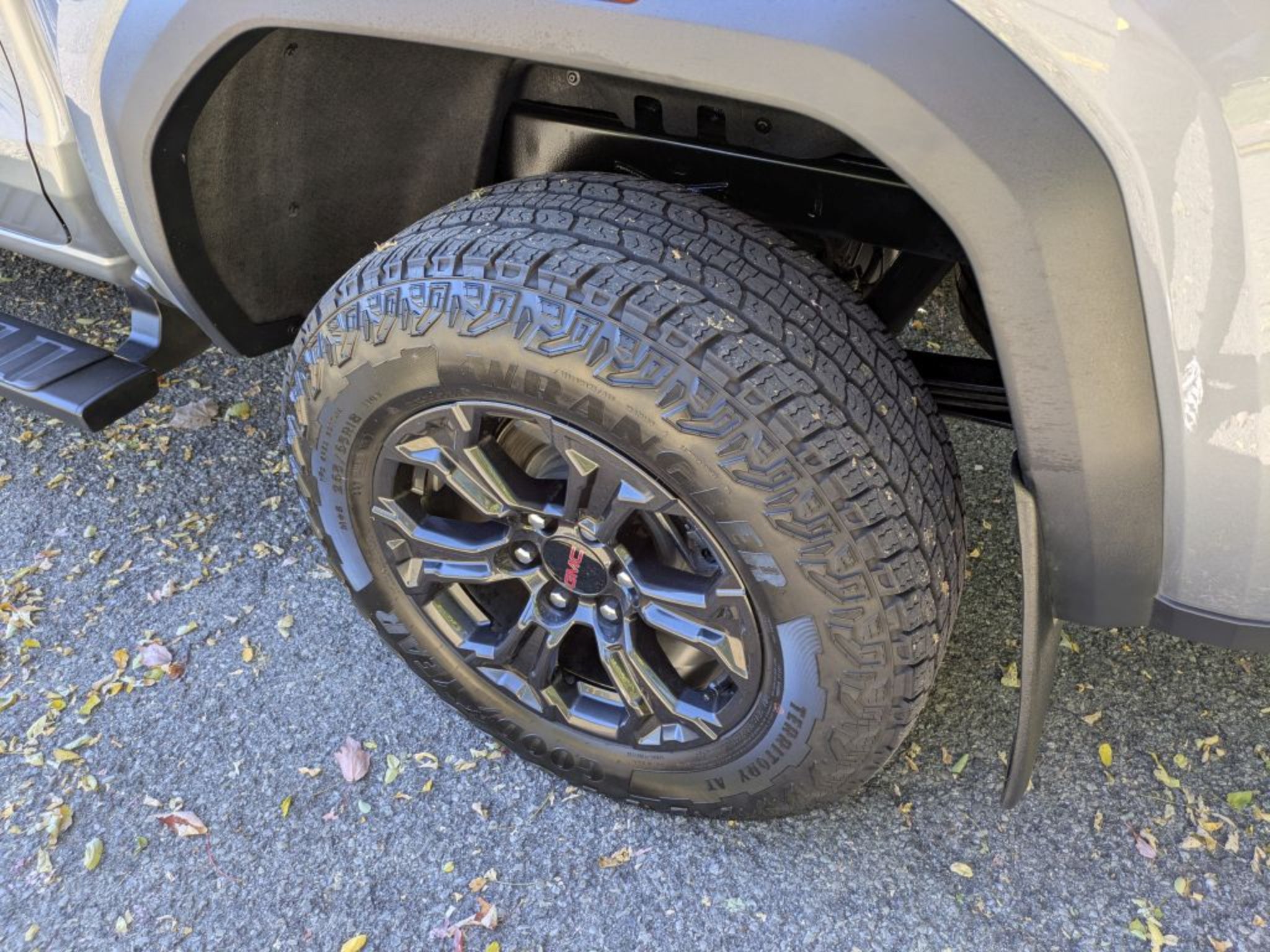 2025 GMC Canyon Elevation