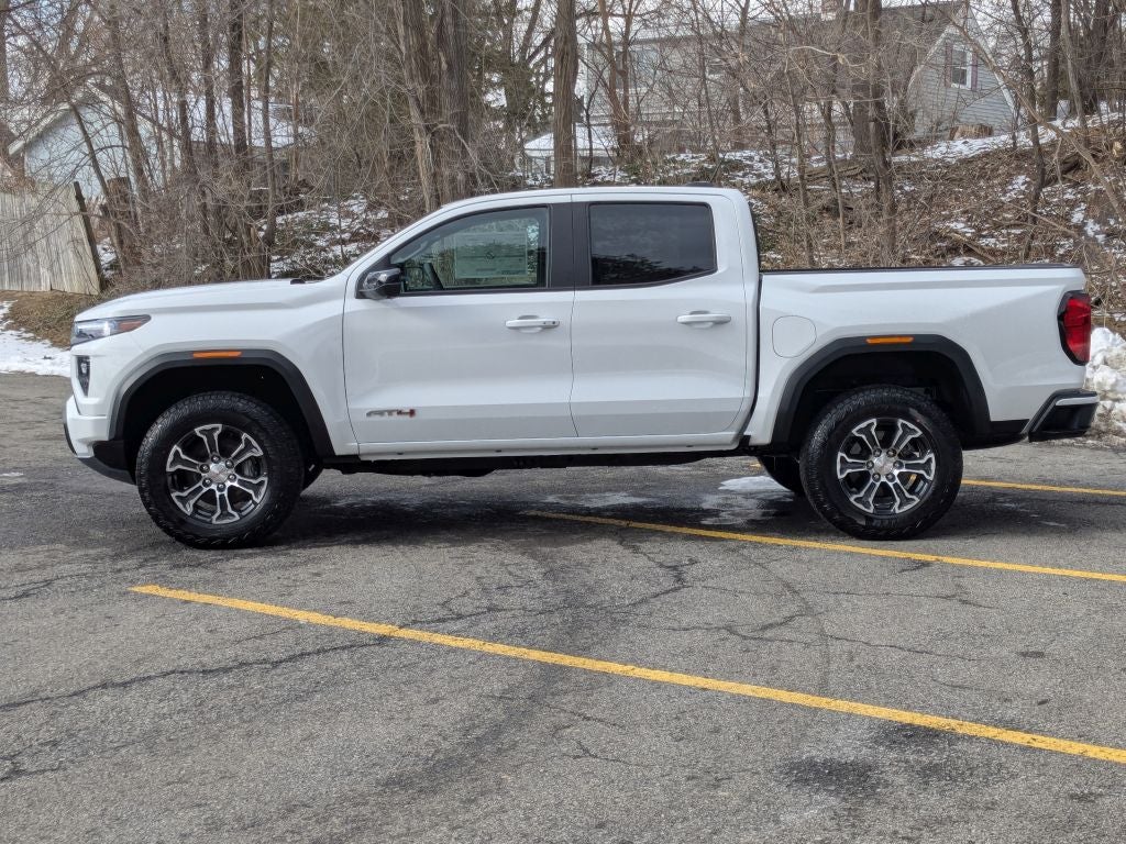 2025 GMC Canyon AT4