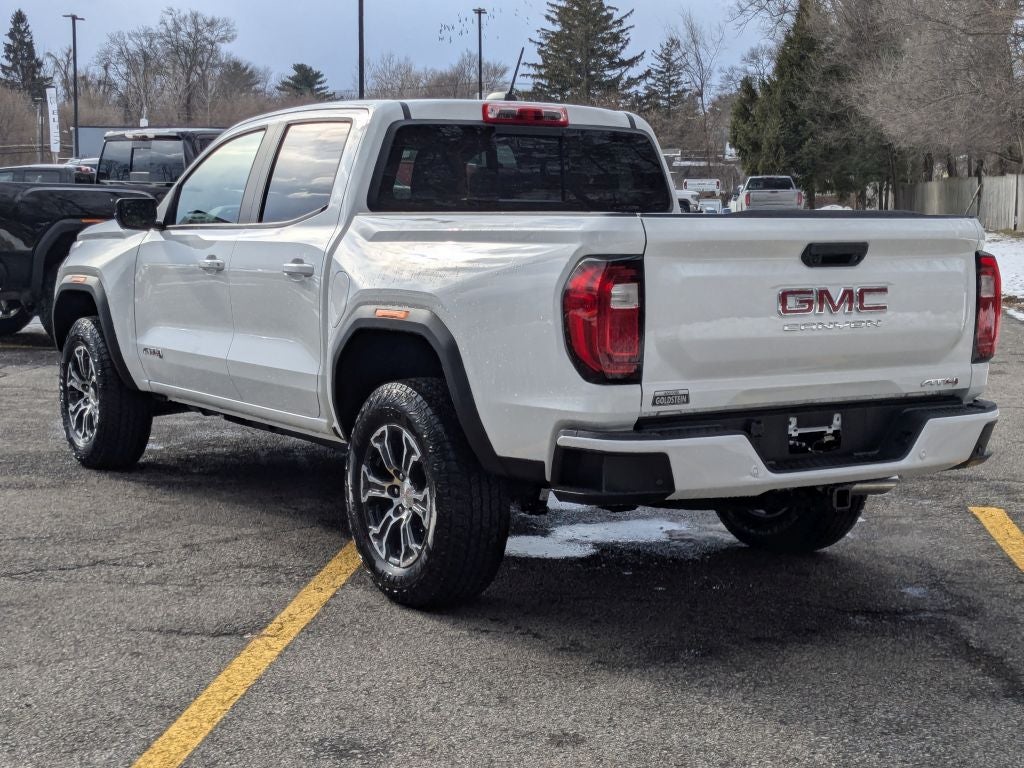 2025 GMC Canyon AT4