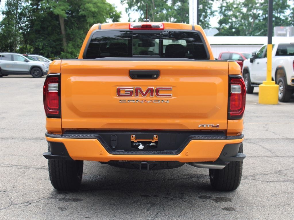 2025 GMC Canyon AT4