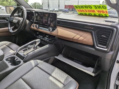 2024 GMC Canyon AT4