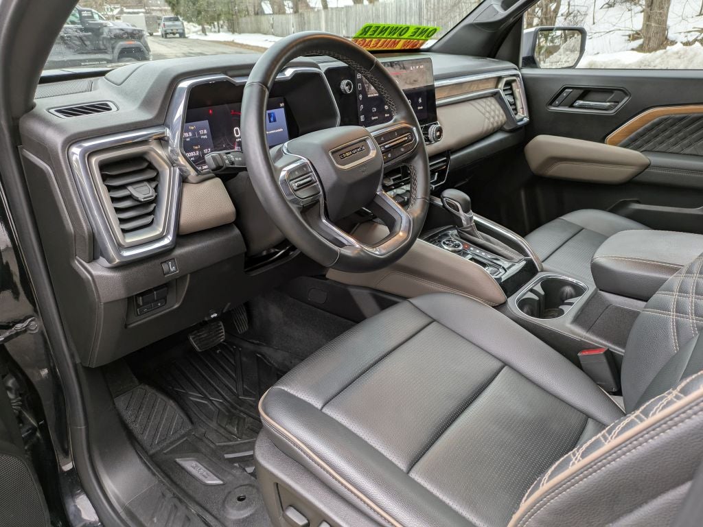 2024 GMC Canyon Denali