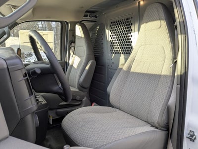 2025 GMC Savana Cargo 2500 Work Van