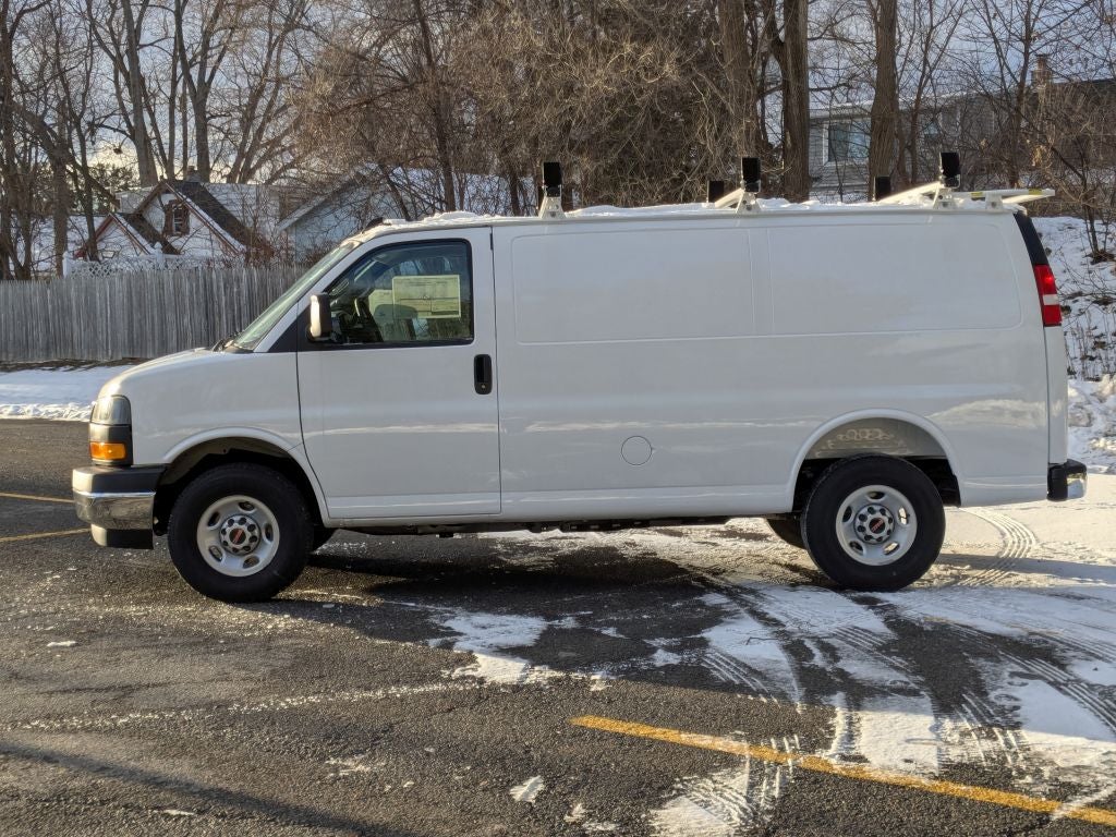 2025 GMC Savana Cargo 2500 Work Van