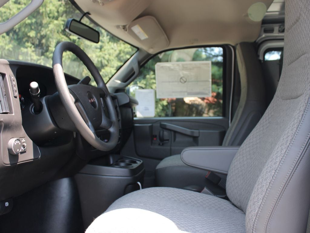 2025 GMC Savana Cargo 2500 Work Van