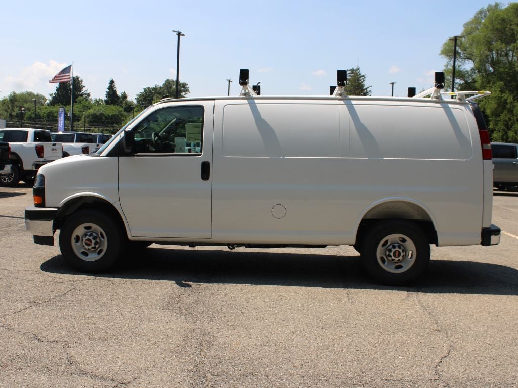 2025 GMC Savana Cargo 2500 Work Van