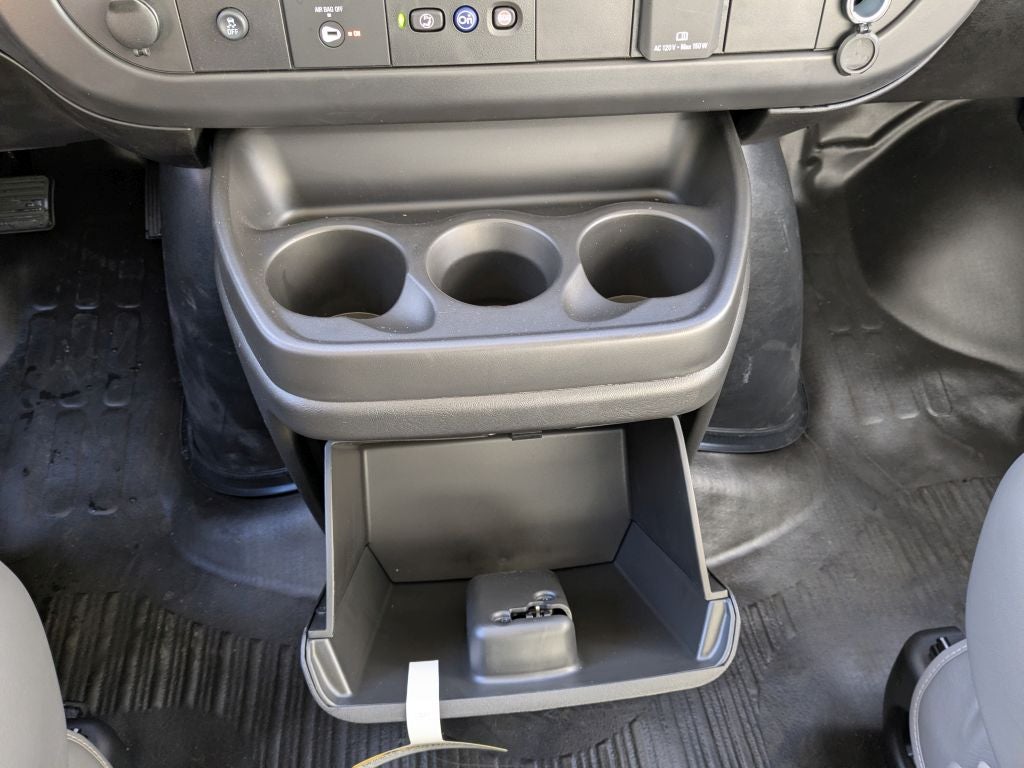 2025 GMC Savana Cargo 2500 Work Van