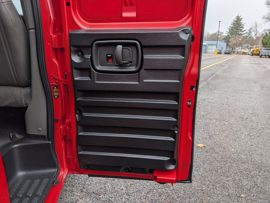 2025 GMC Savana Cargo 3500 Work Van