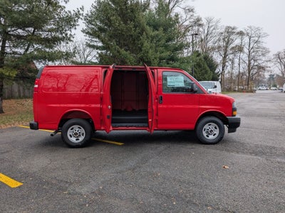 2025 GMC Savana Cargo 3500 Work Van