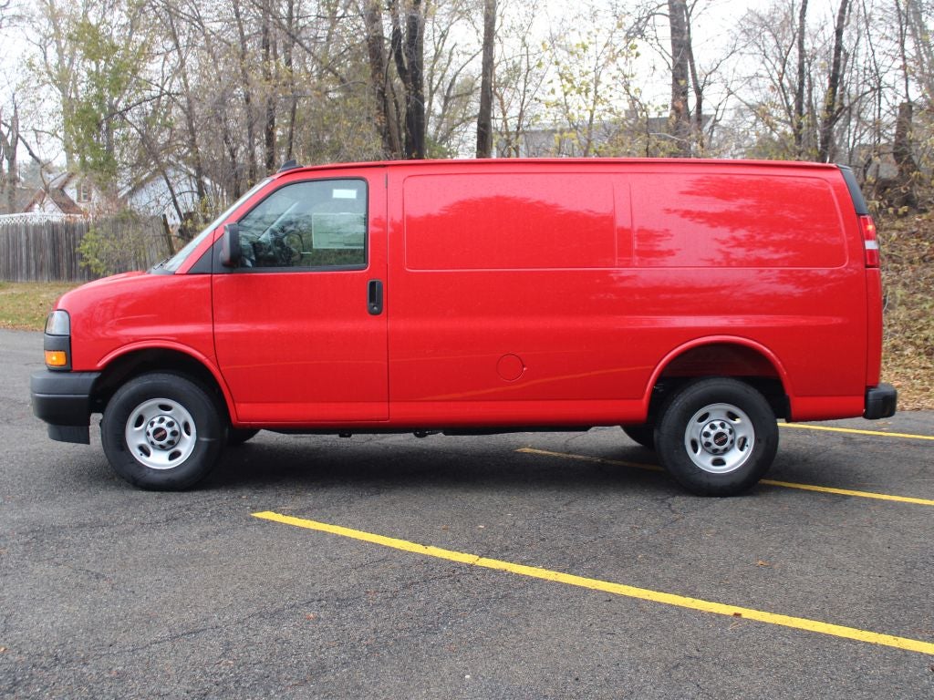 2025 GMC Savana Cargo 3500 Work Van