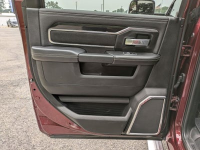 2022 RAM 2500 Laramie Crew Cab 4x4 6'4" Box