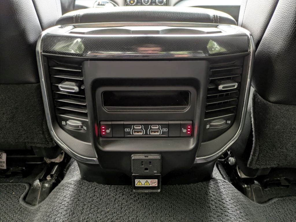 2022 RAM 2500 Laramie Crew Cab 4x4 6'4" Box