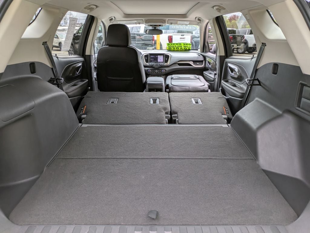 2023 GMC Terrain Denali