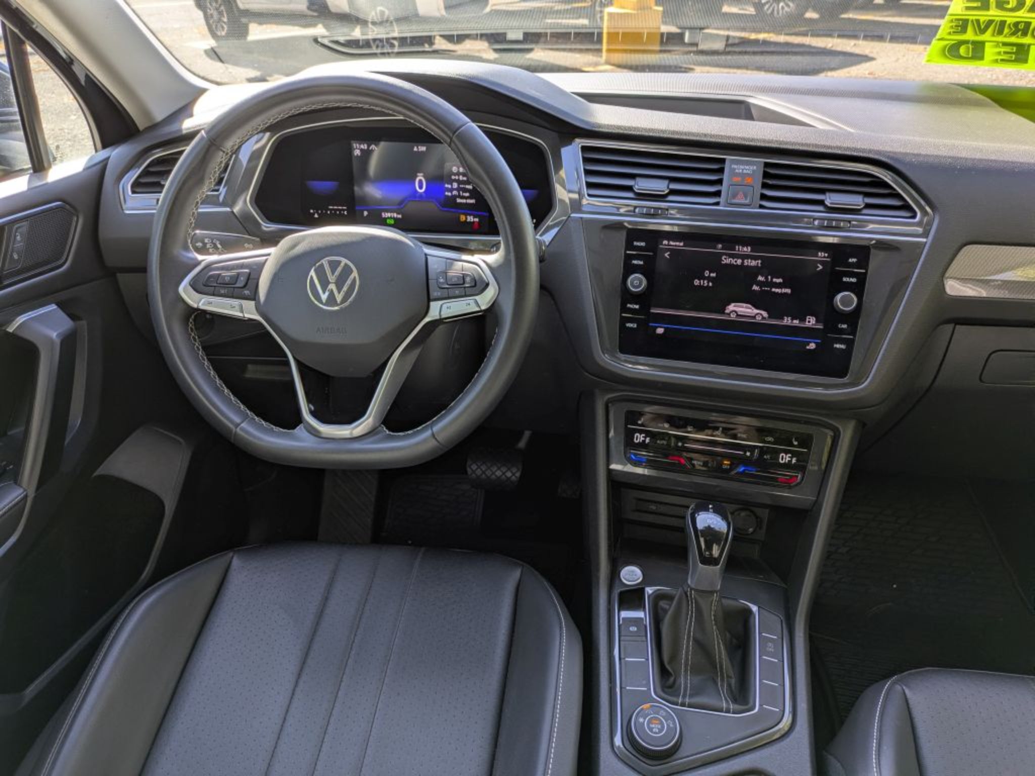 2022 Volkswagen Tiguan SE - Photo 15