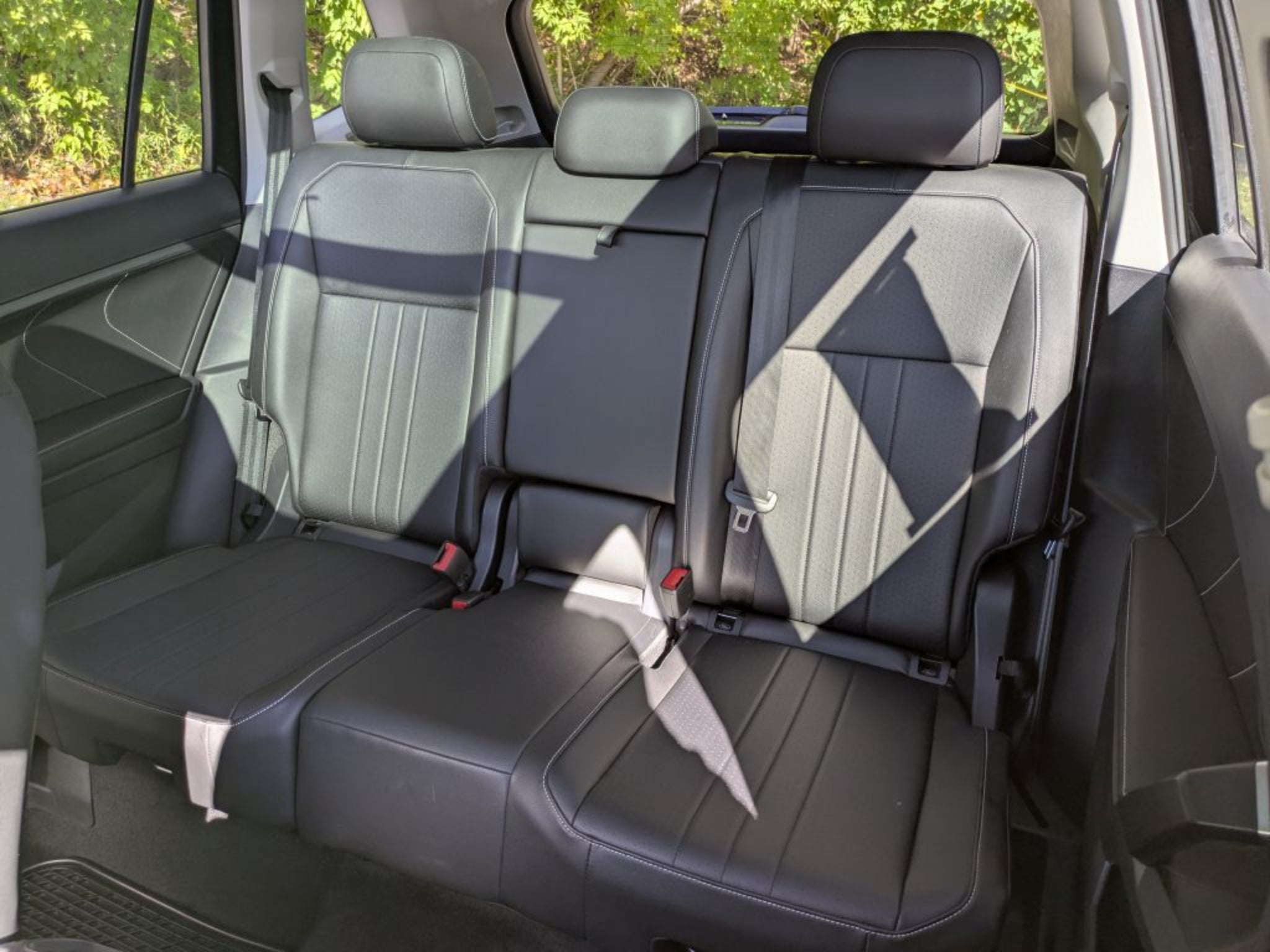 2022 Volkswagen Tiguan SE - Photo 28