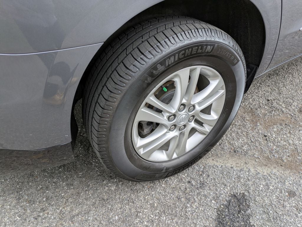 2021 Buick Enclave Essence