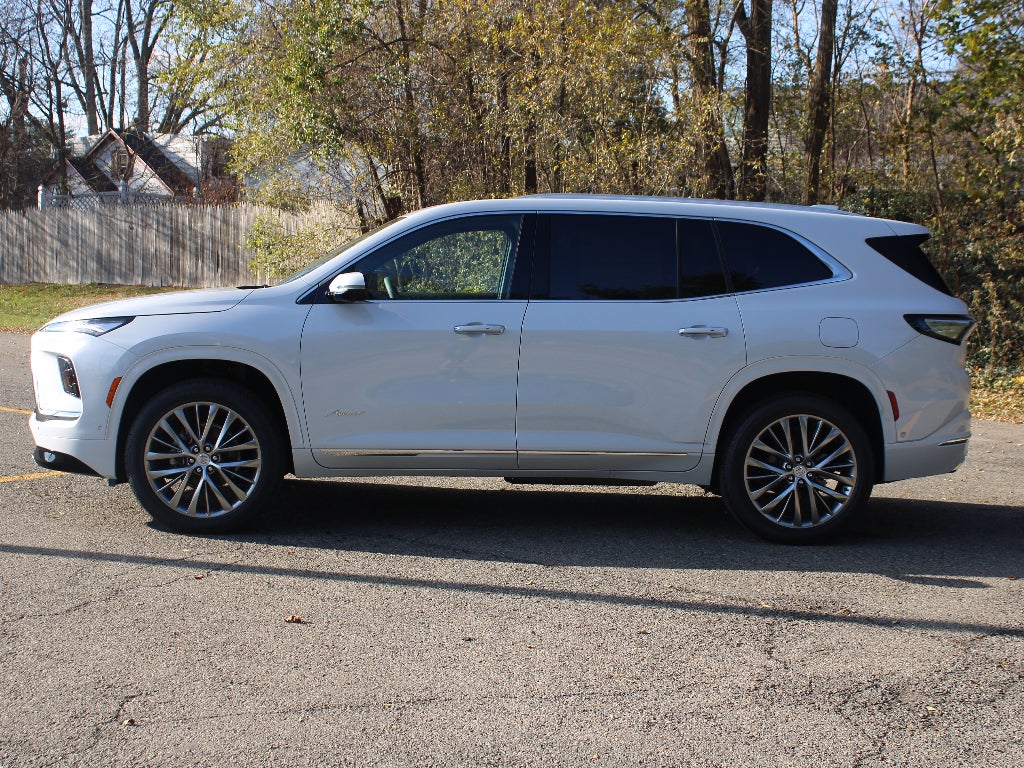 2026 Buick Enclave Avenir
