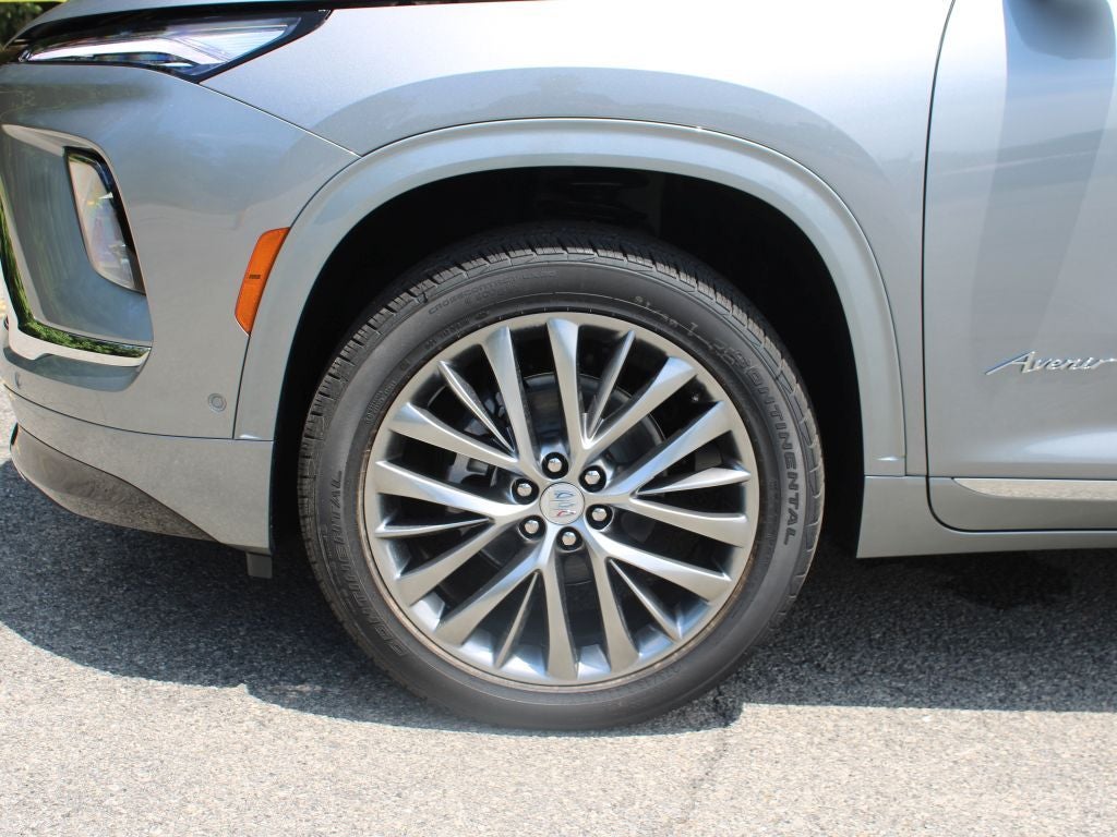 2025 Buick Enclave Avenir