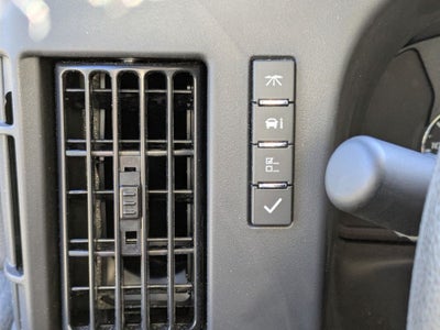 2025 GMC Savana Cutaway 3500 1WT