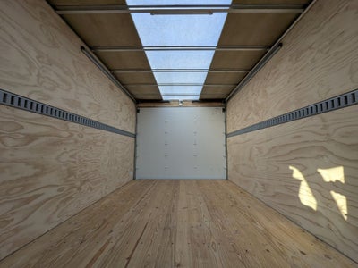 2025 GMC Savana Cutaway 3500 1WT