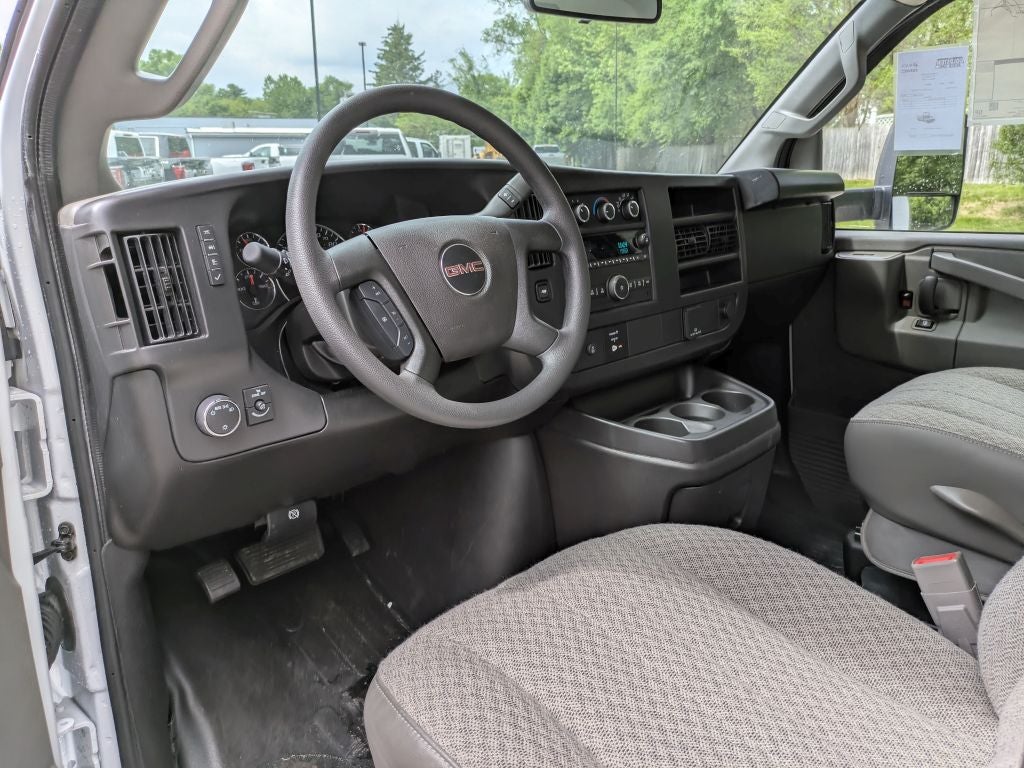 2026 GMC Savana Cutaway 4500 2WT
