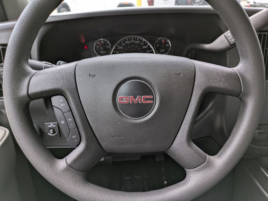 2026 GMC Savana Cutaway 4500 2WT