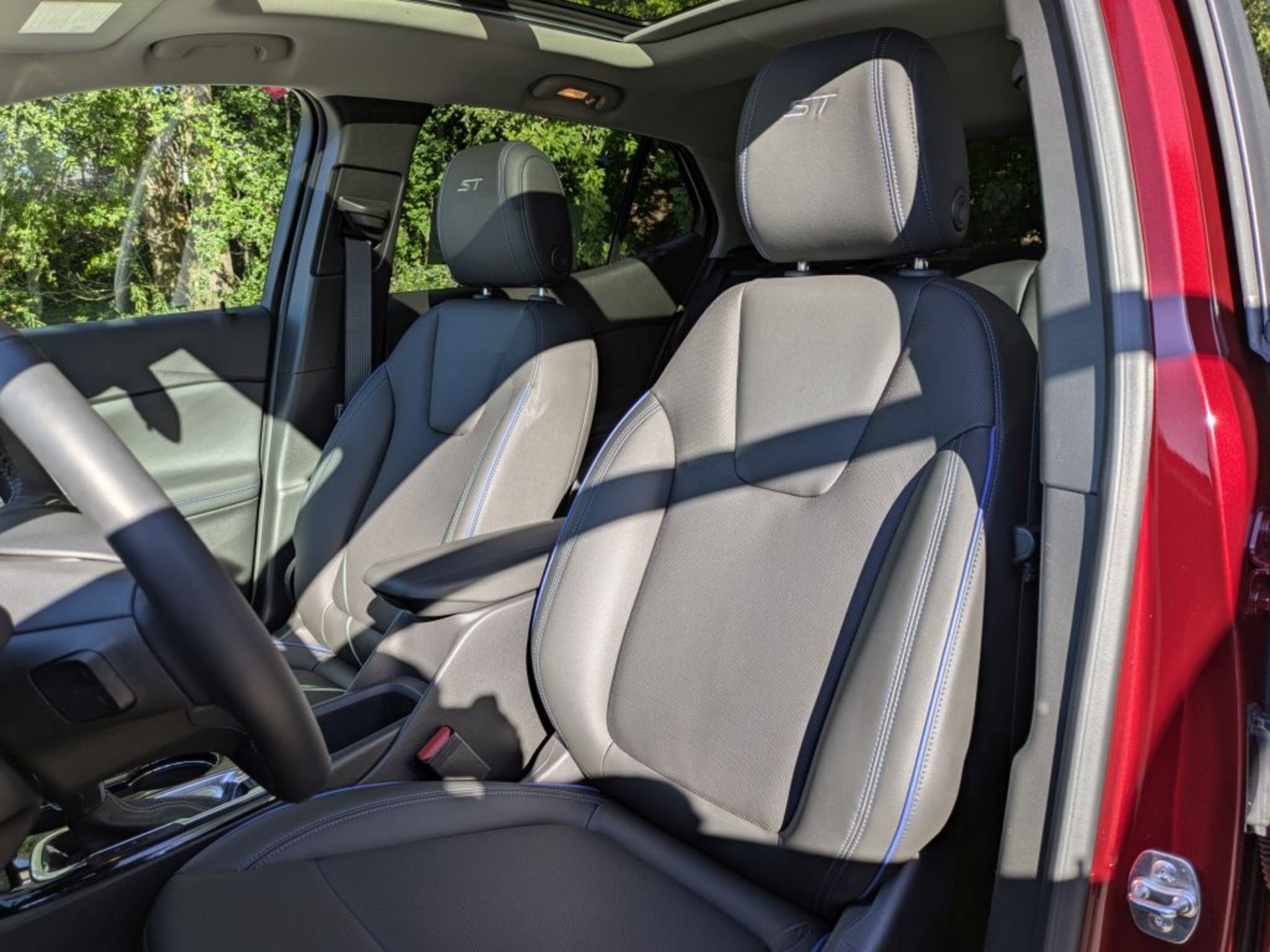2025 Buick Encore GX Sport Touring - Photo 12
