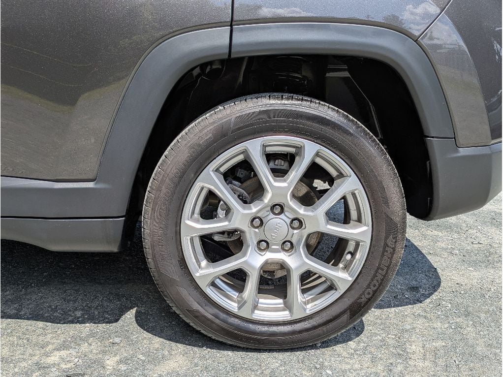 2023 Jeep Compass Latitude Lux
