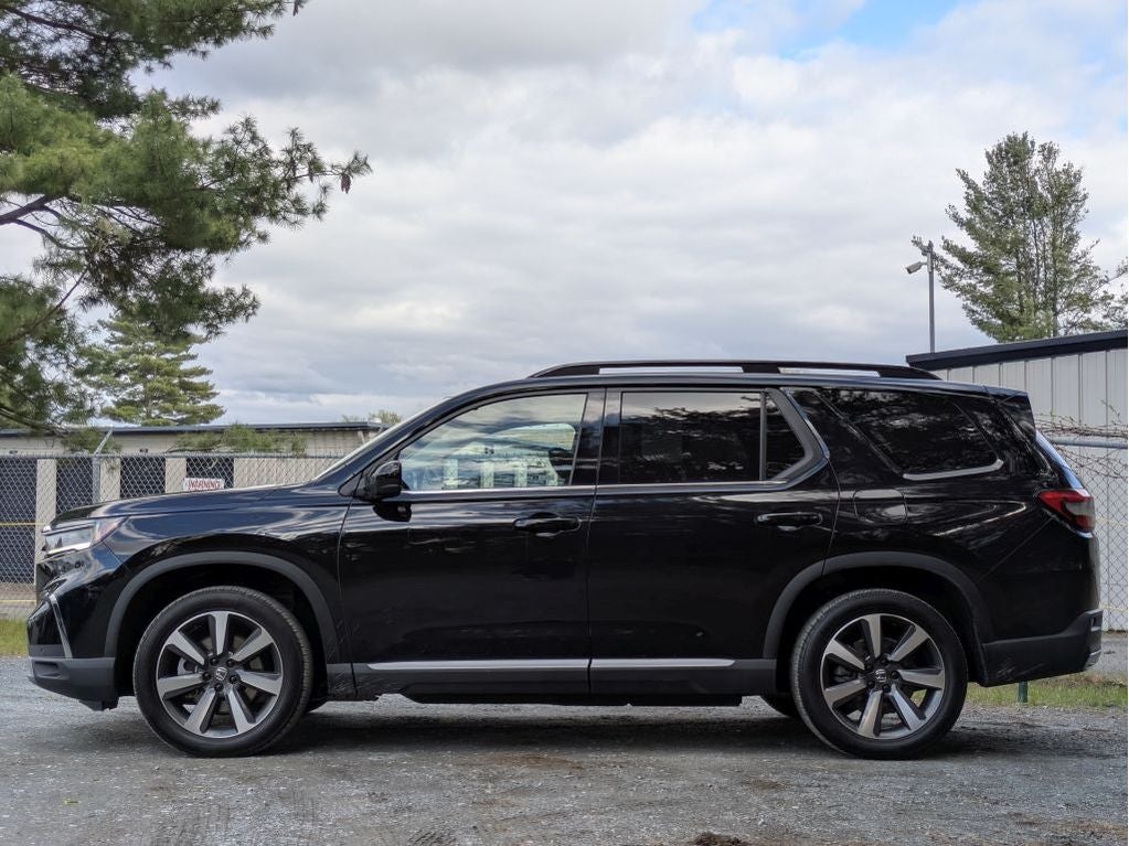 2024 Honda Pilot Touring