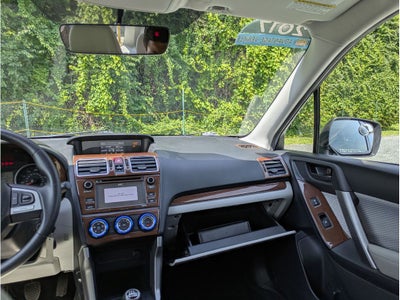 2017 Subaru Forester 2.5i (M6)
