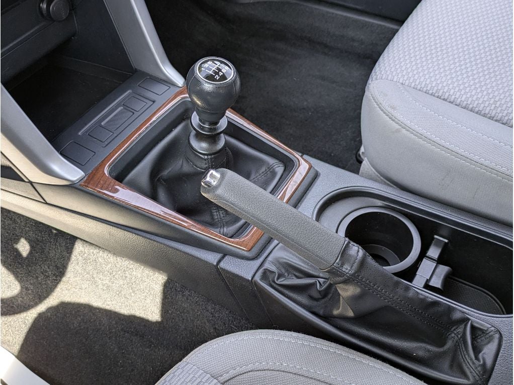 2017 Subaru Forester 2.5i (M6)