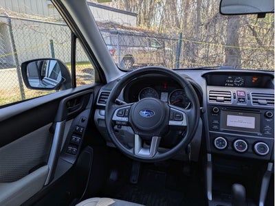 2018 Subaru Forester 2.5i (CVT)