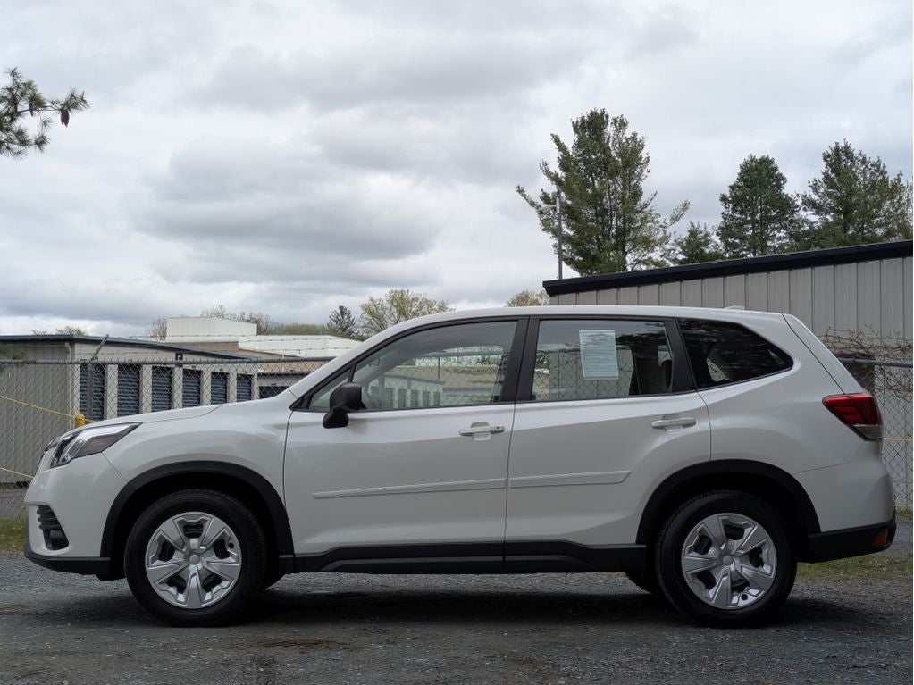 2023 Subaru Forester Base