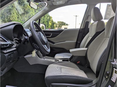 2023 Subaru Forester Base