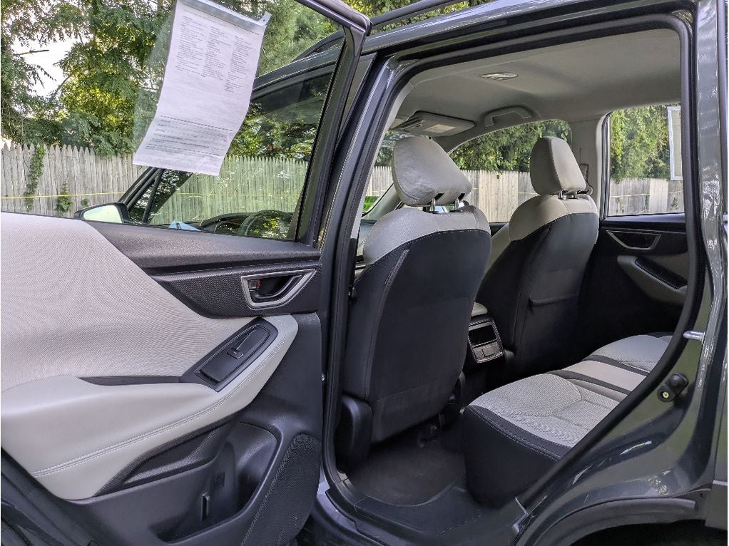 2023 Subaru Forester Base