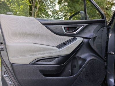 2023 Subaru Forester Base