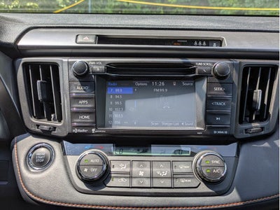 2017 Toyota RAV4 SE