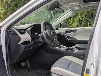 2019 Toyota RAV4 Hybrid XLE