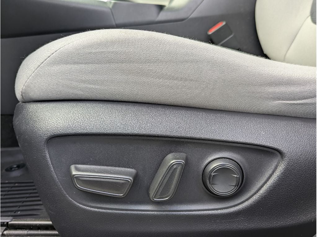 2019 Toyota RAV4 Hybrid XLE