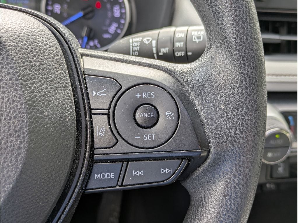 2019 Toyota RAV4 Hybrid XLE