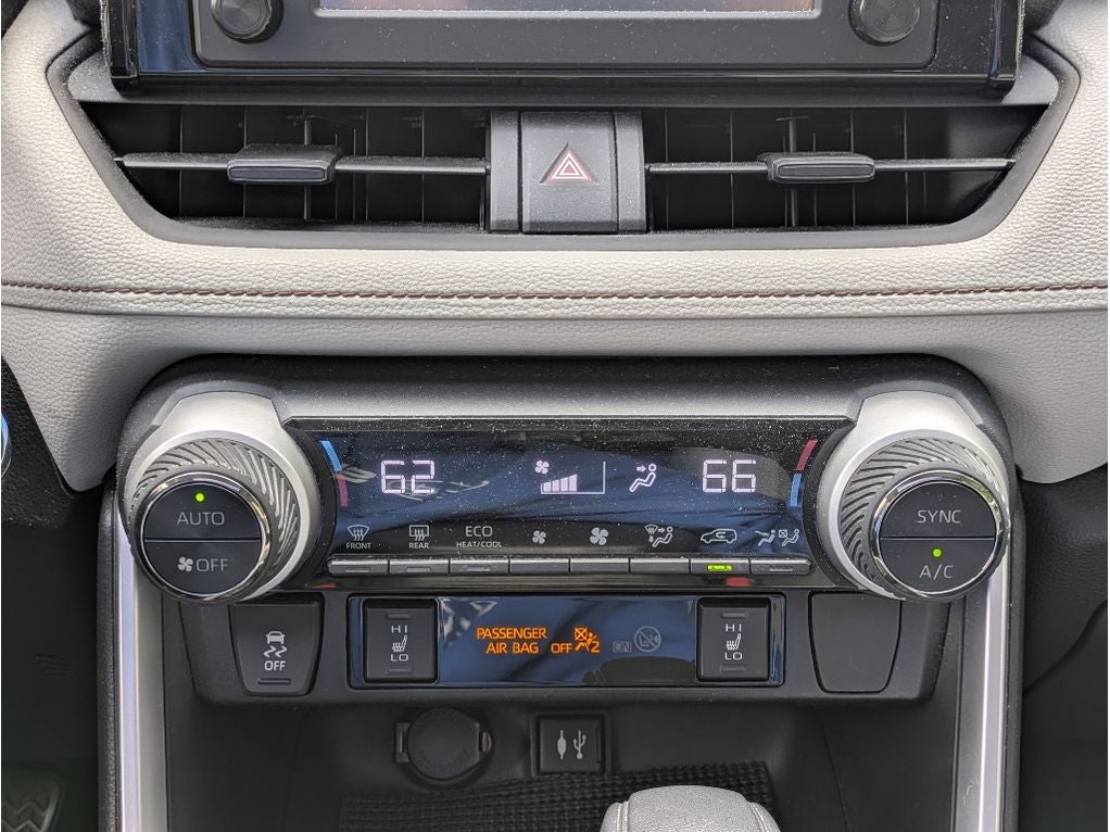 2019 Toyota RAV4 Hybrid XLE