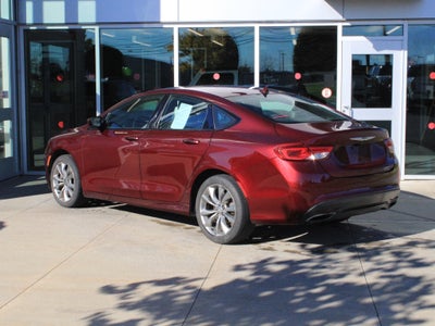 2016 Chrysler 200 S