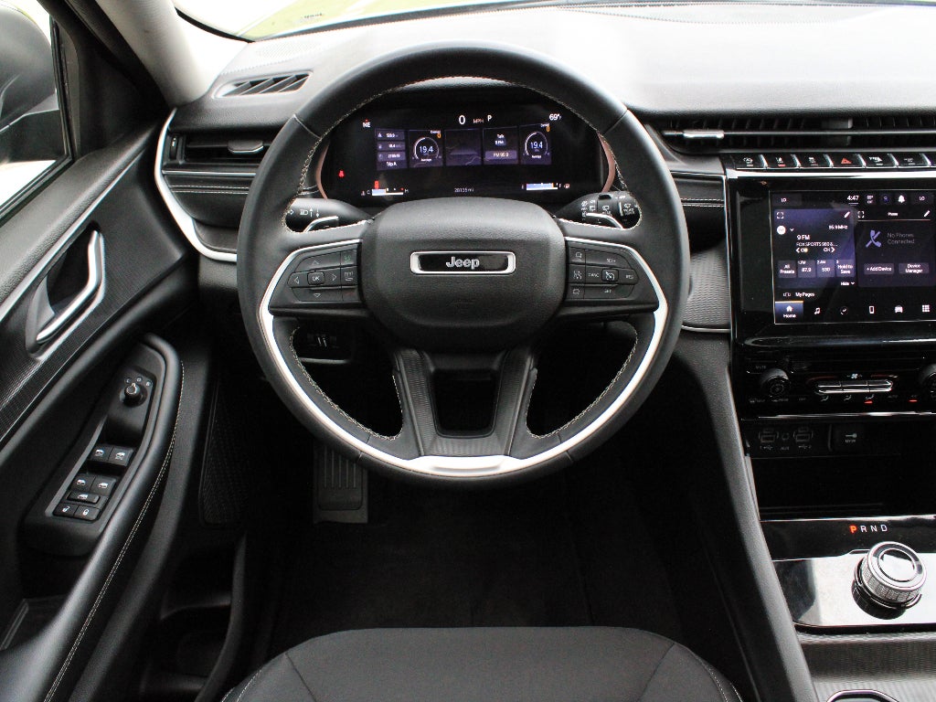 2023 Jeep Grand Cherokee Laredo X