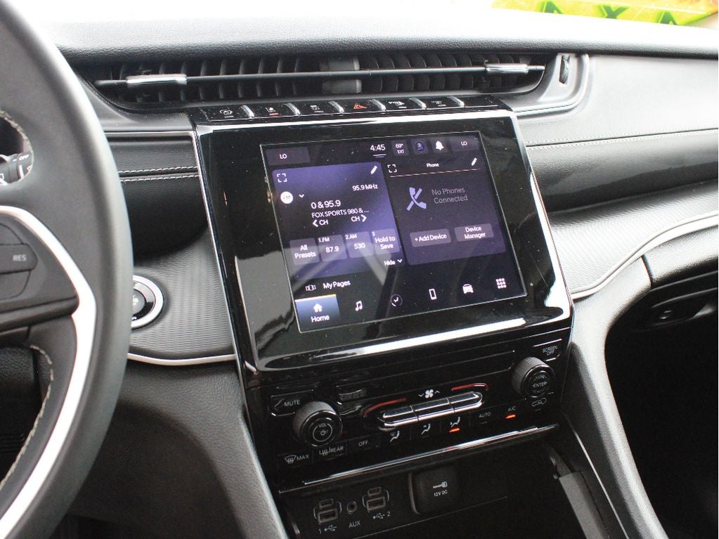 2023 Jeep Grand Cherokee Laredo X