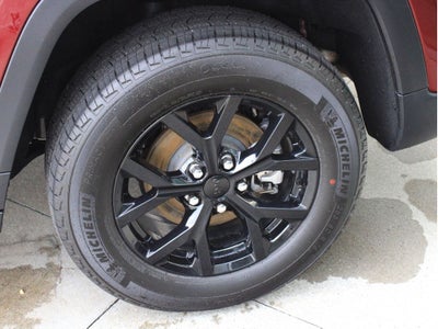 2026 Jeep Grand Cherokee Laredo Altitude