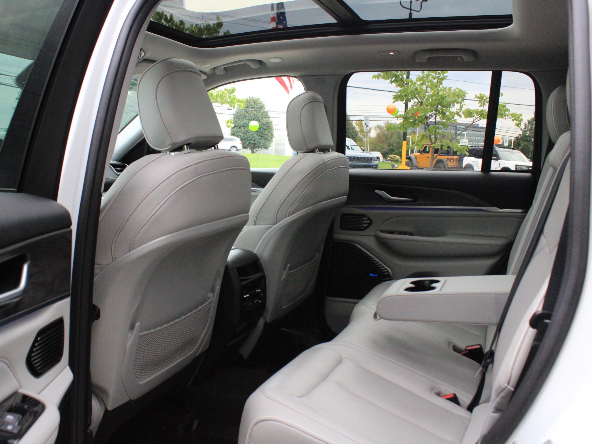 2023 Jeep Grand Cherokee Overland