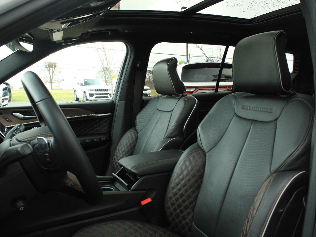 2025 Jeep Grand Cherokee L Summit