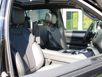 2025 Jeep Wagoneer Series II Carbide