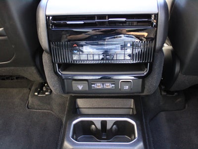 2025 Jeep Wagoneer Series II Carbide