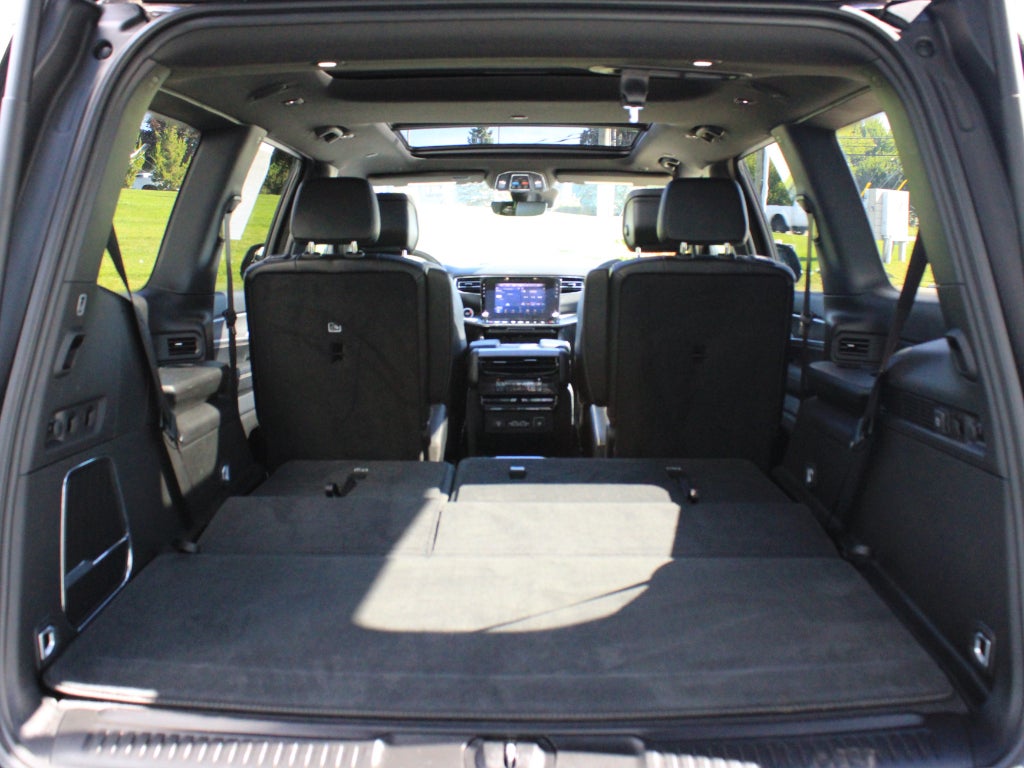 2025 Jeep Wagoneer Series II Carbide
